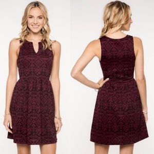 Sleeveless Dress with Notch Neck - Burgundy